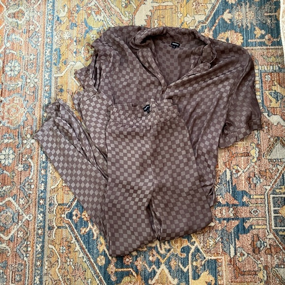 Gap Body Brown Checkered Satin Lounge Wear / Pajama Set - Picture 2 of 6